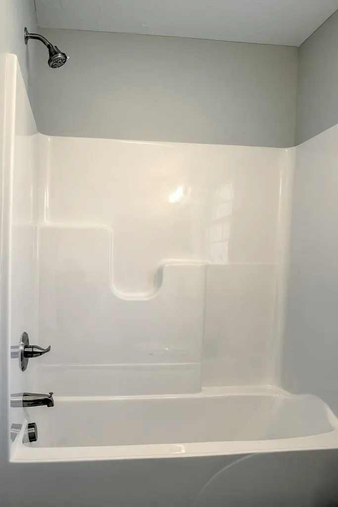 4 Asheley Avenue Hinsdale NH 03451