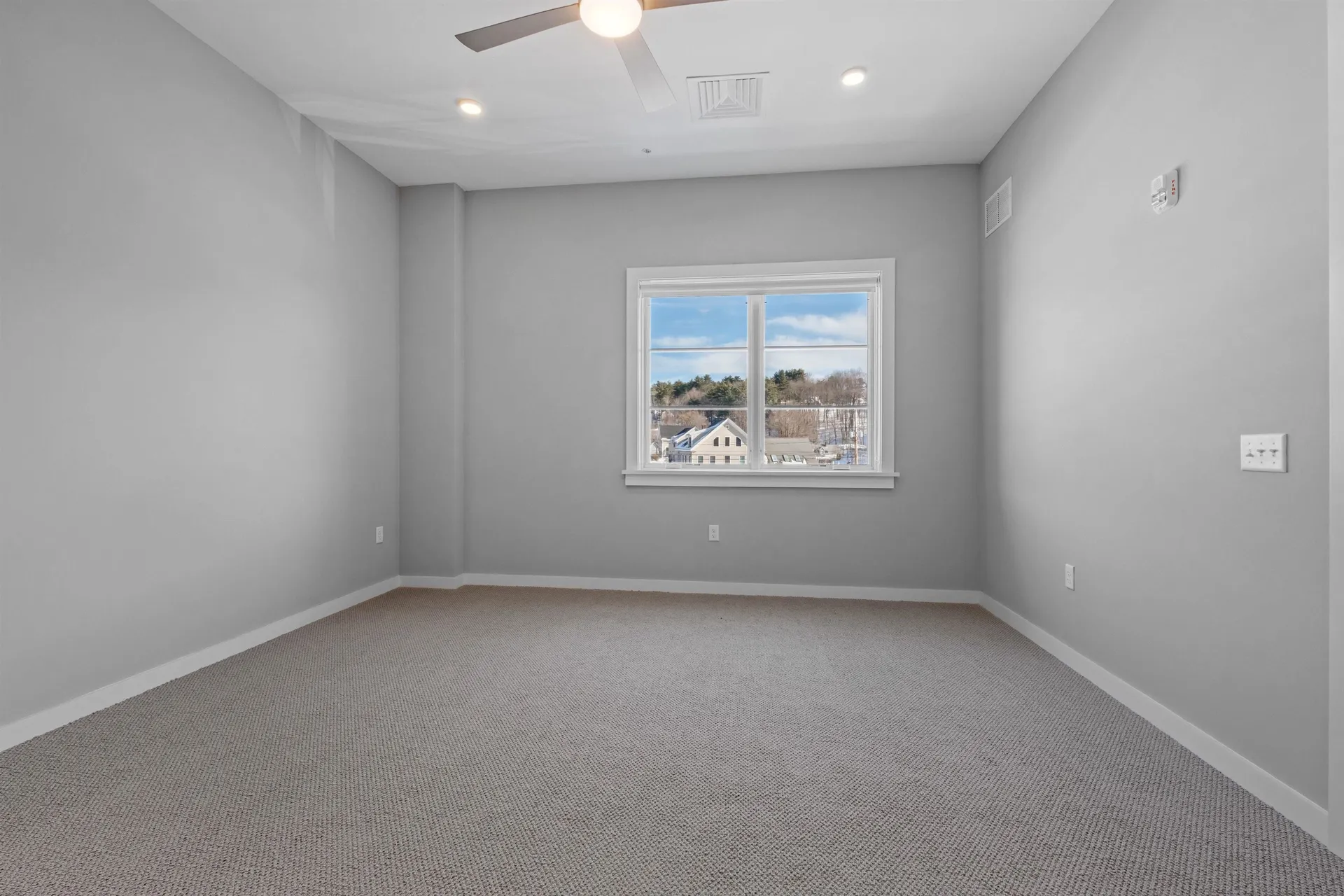 51 Elm Street Laconia NH 03246