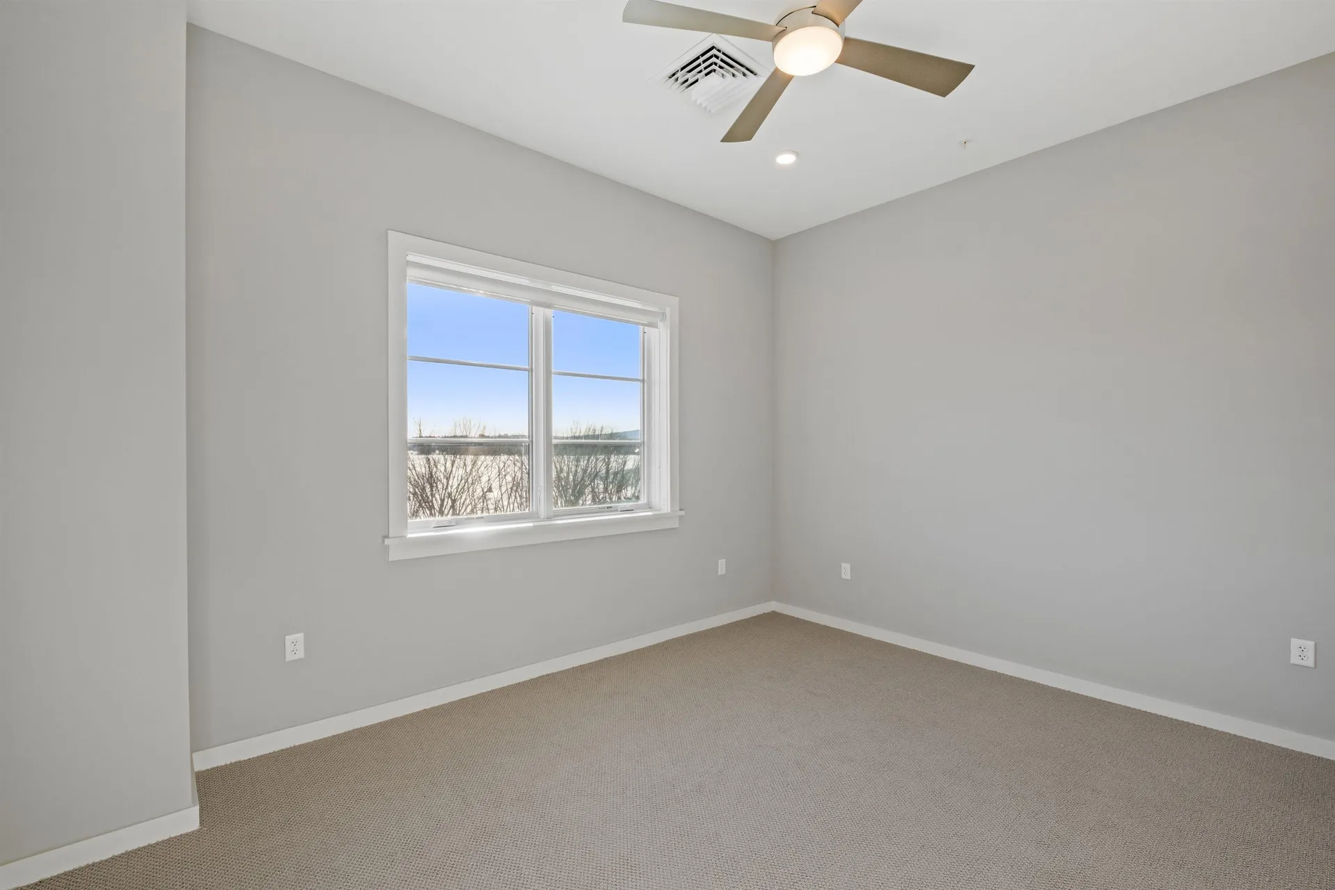 51 Elm Street Laconia NH 03246