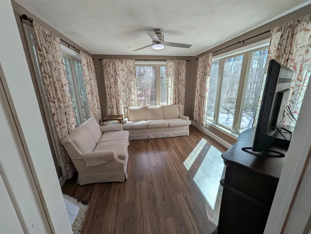 29 Lexington Drive Atkinson NH 03811