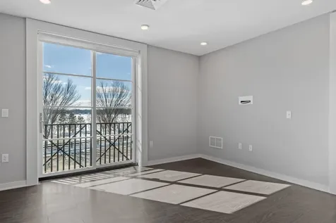 51 Elm Street Laconia NH 03246