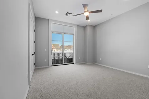 51 Elm Street Laconia NH 03246