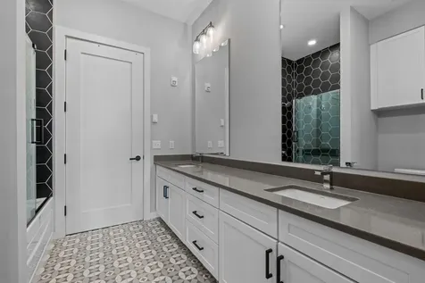 51 Elm Street Laconia NH 03246