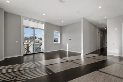 51 Elm Street Laconia NH 03246