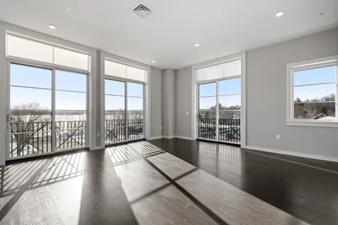 51 Elm Street Laconia NH 03246