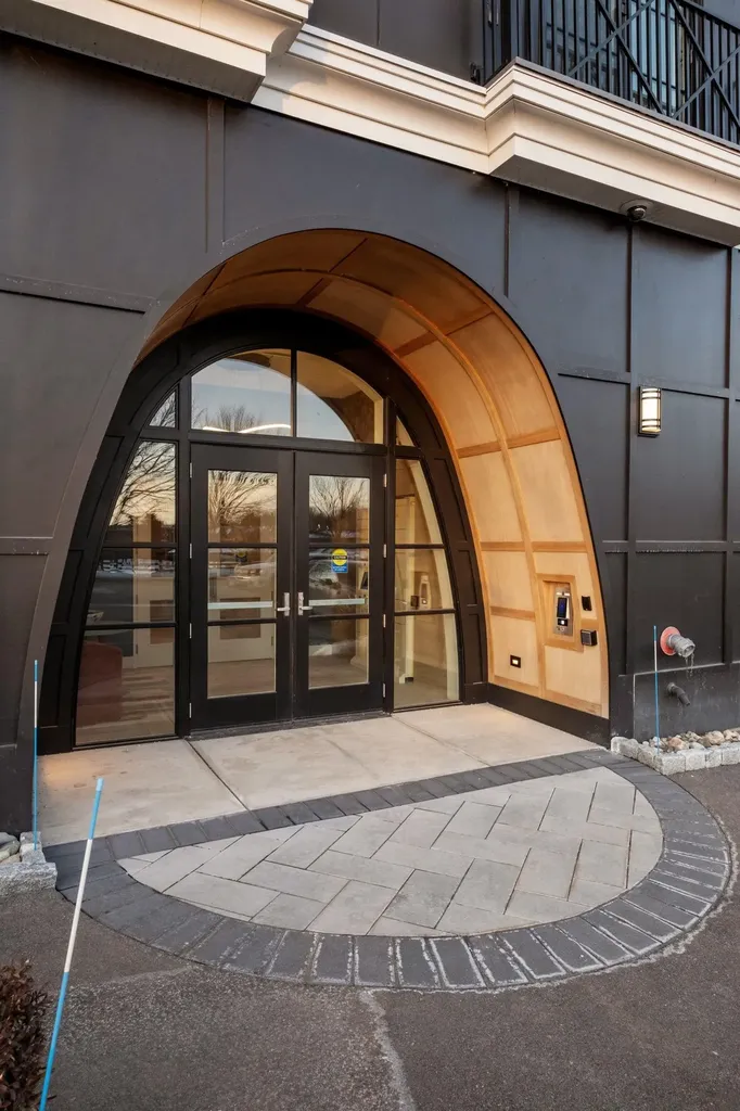 51 Elm Street Laconia NH 03246