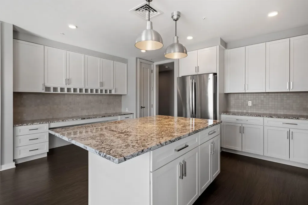 51 Elm Street Laconia NH 03246