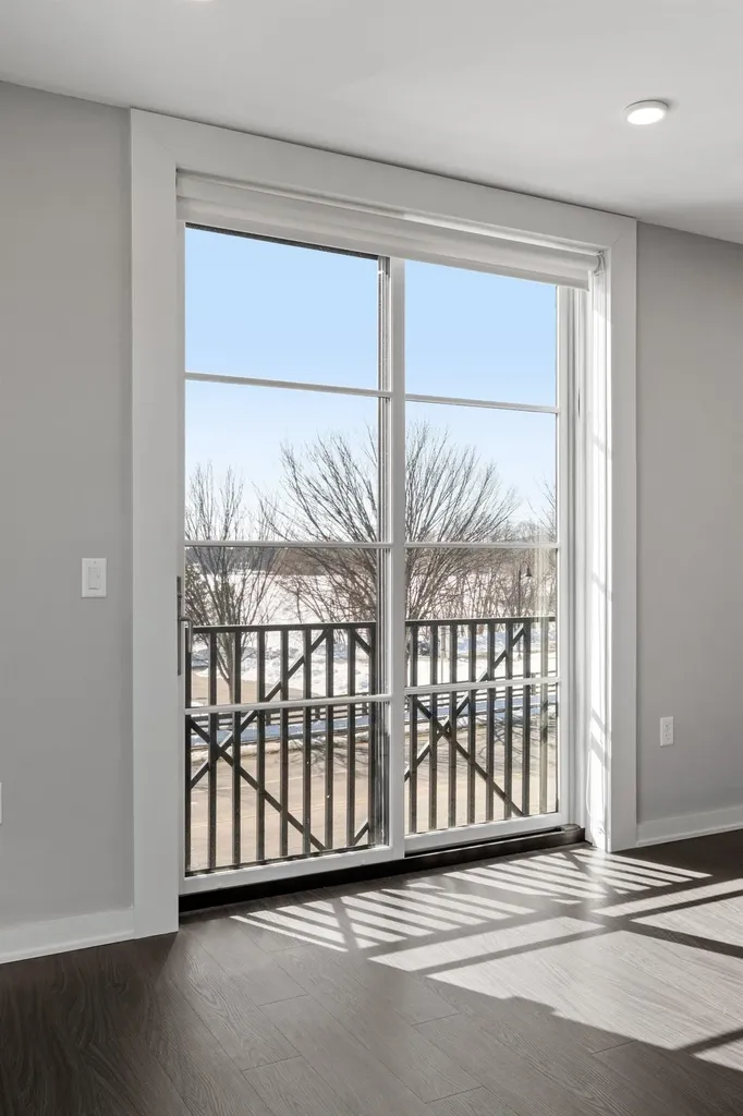 51 Elm Street Laconia NH 03246