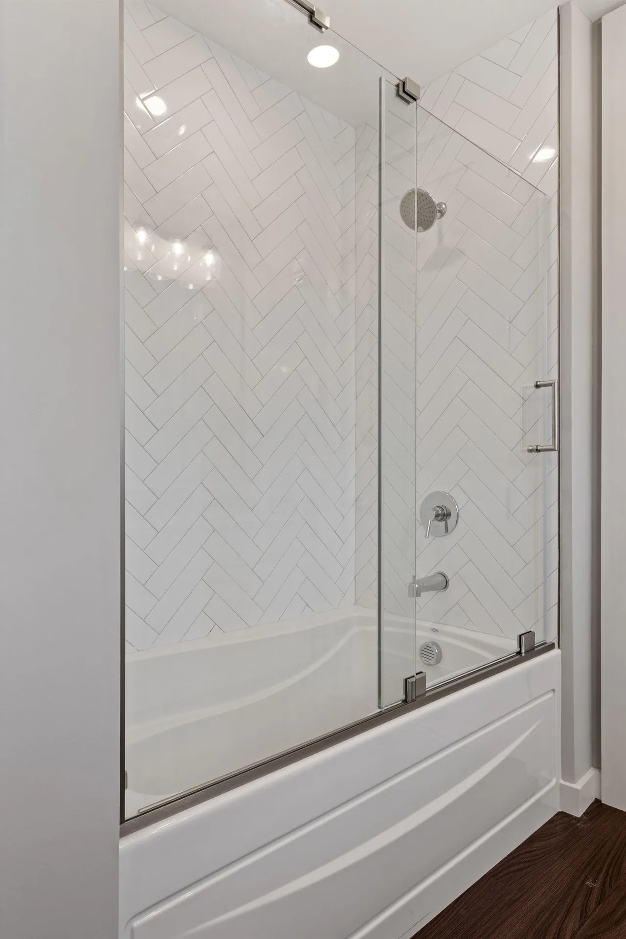 51 Elm Street Laconia NH 03246