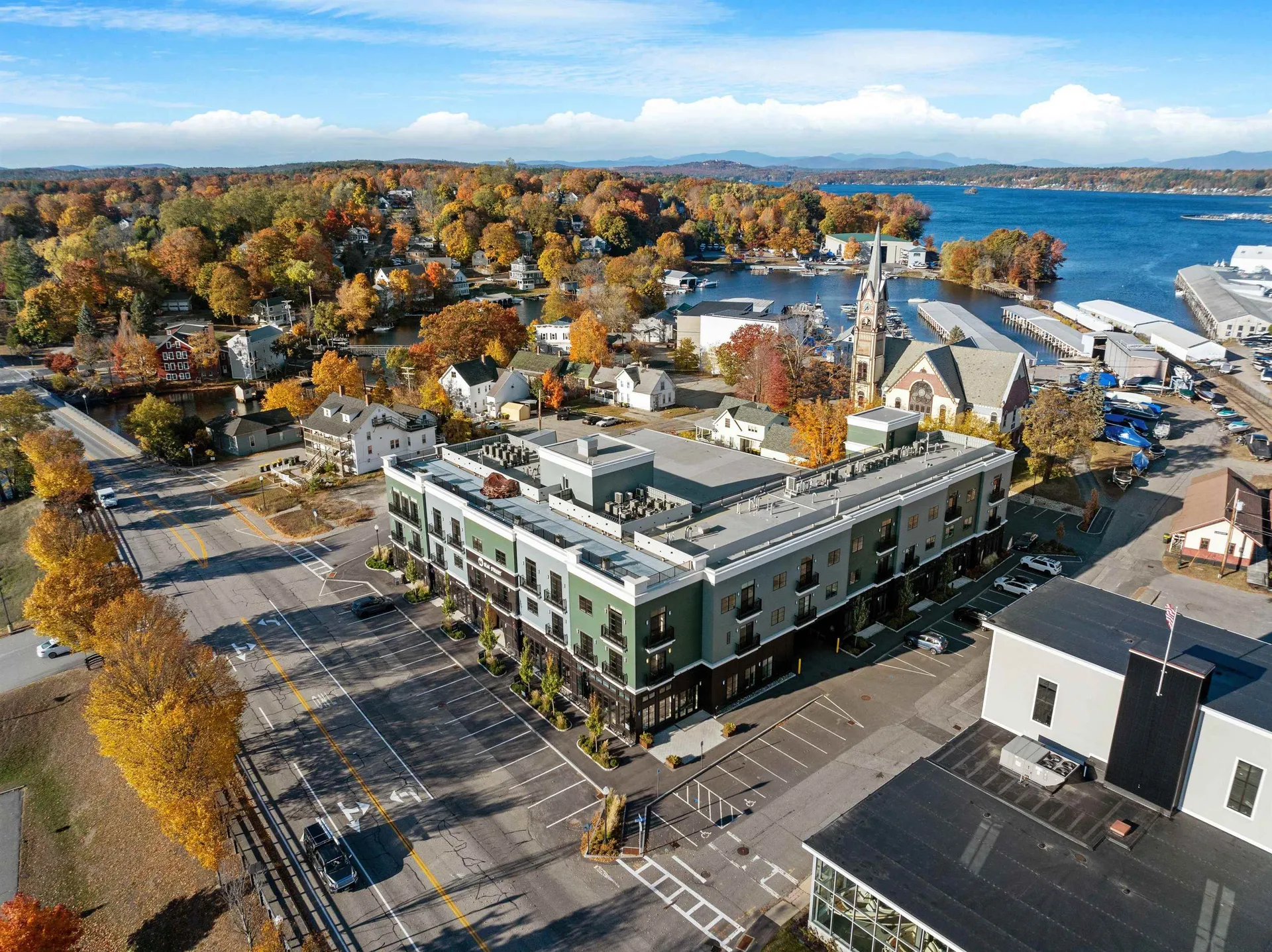 51 Elm Street Laconia NH 03246