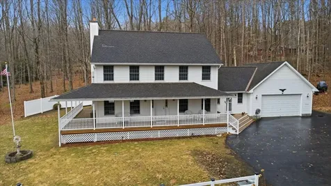 32 Cortland Lane Bennington VT 05201