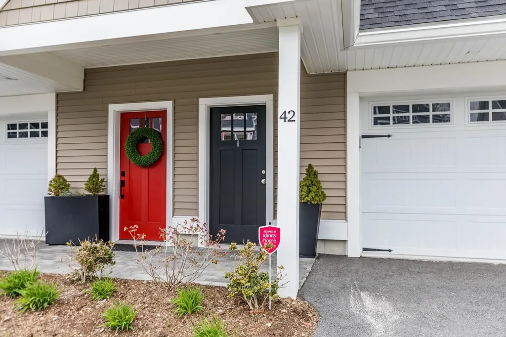 42 Green Road Newmarket NH 03857