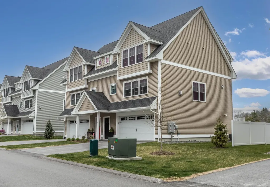 42 Green Road Newmarket NH 03857