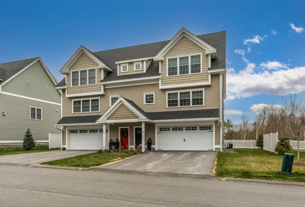 42 Green Road Newmarket NH 03857