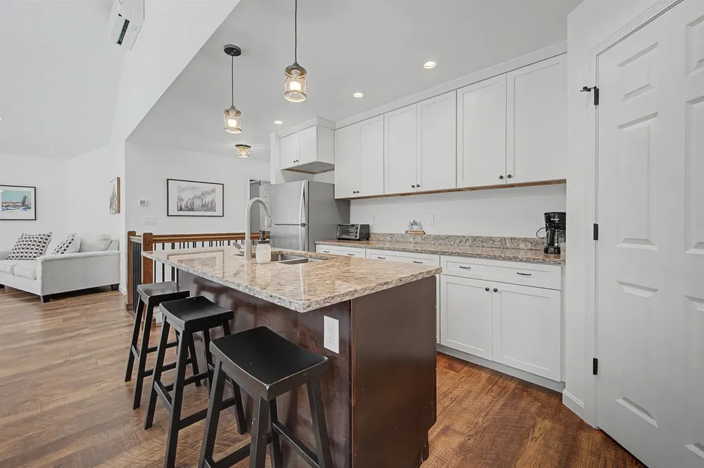 297 Nutting Road Sunapee NH 03782