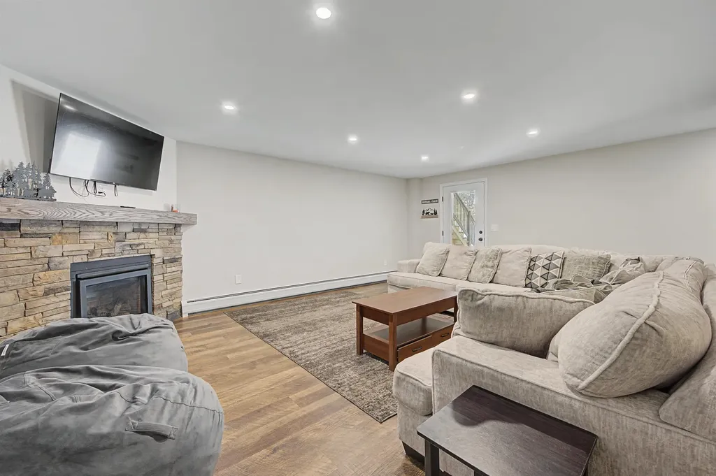 297 Nutting Road Sunapee NH 03782