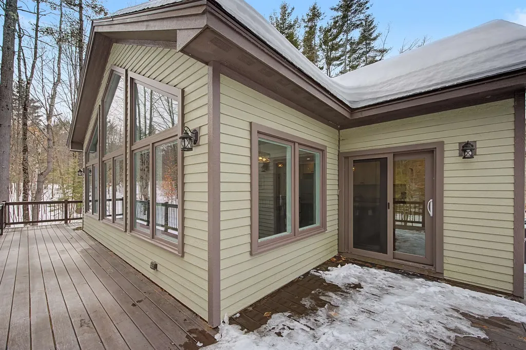 297 Nutting Road Sunapee NH 03782