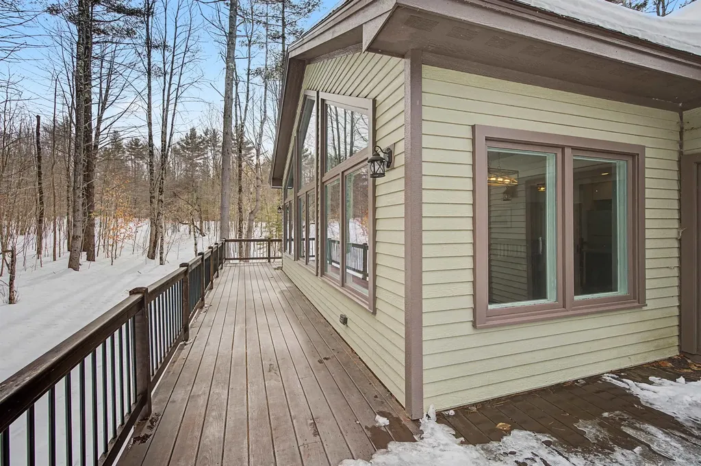 297 Nutting Road Sunapee NH 03782