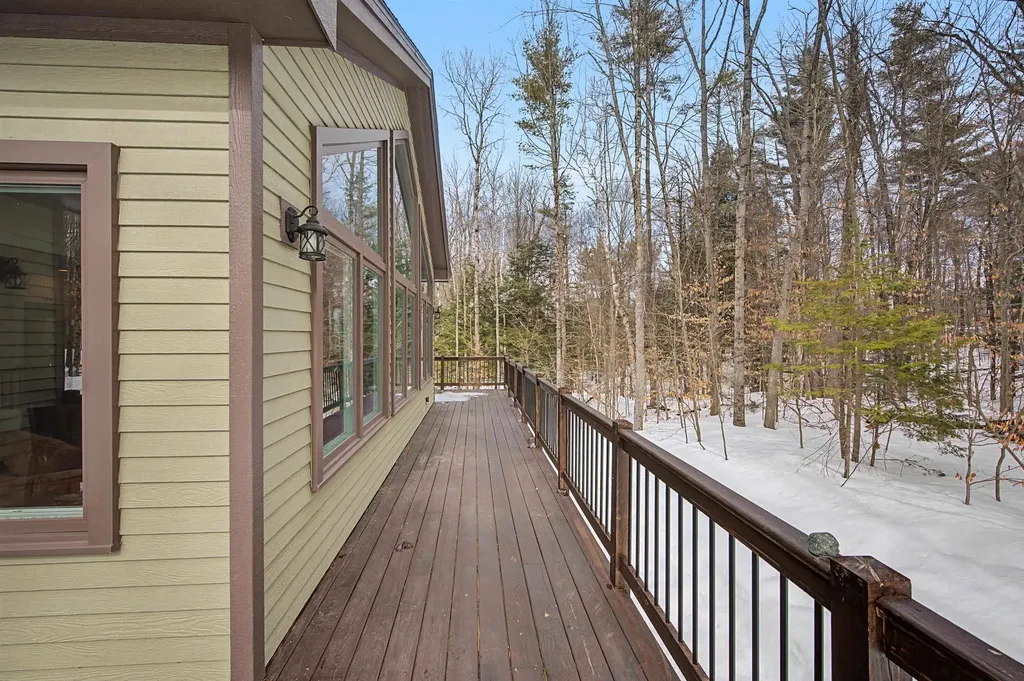 297 Nutting Road Sunapee NH 03782