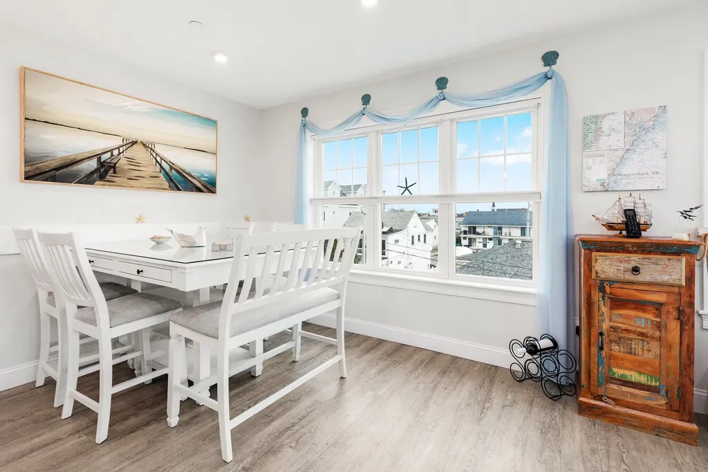 377 Ocean Boulevard Hampton NH 03842