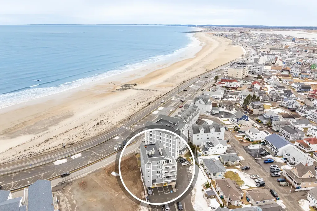 377 Ocean Boulevard Hampton NH 03842