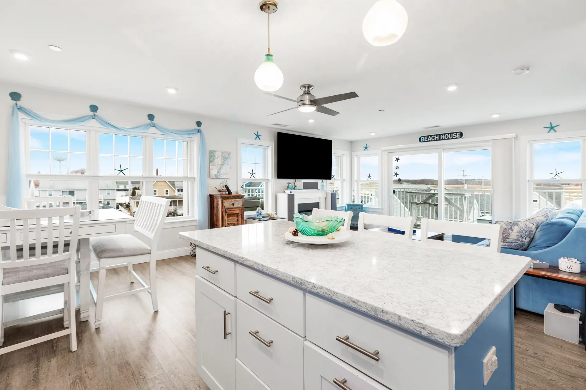 377 Ocean Boulevard Hampton NH 03842