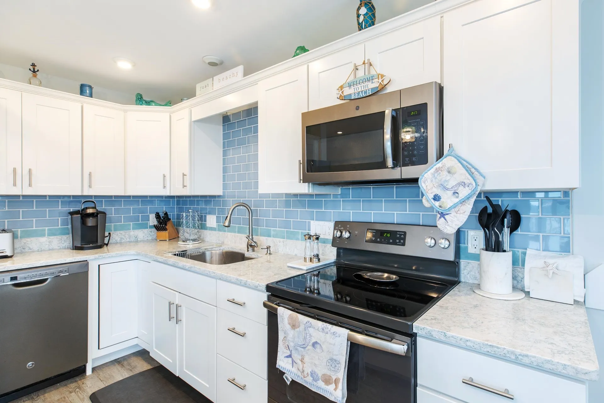 377 Ocean Boulevard Hampton NH 03842