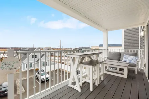 377 Ocean Boulevard Hampton NH 03842