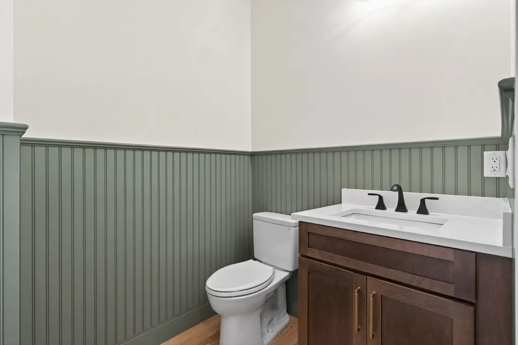 167 Drew Road Madbury NH 03823