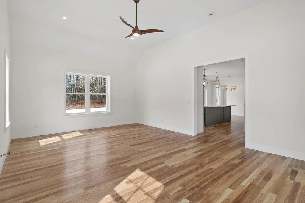 167 Drew Road Madbury NH 03823