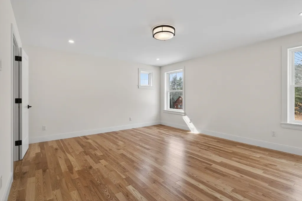 167 Drew Road Madbury NH 03823