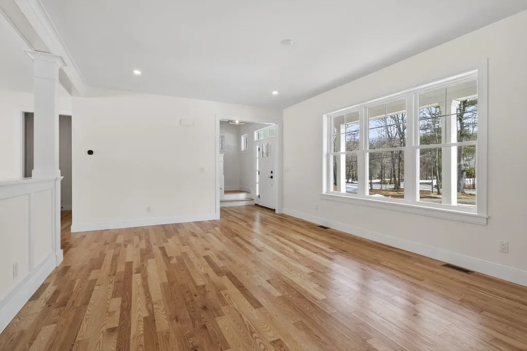 167 Drew Road Madbury NH 03823