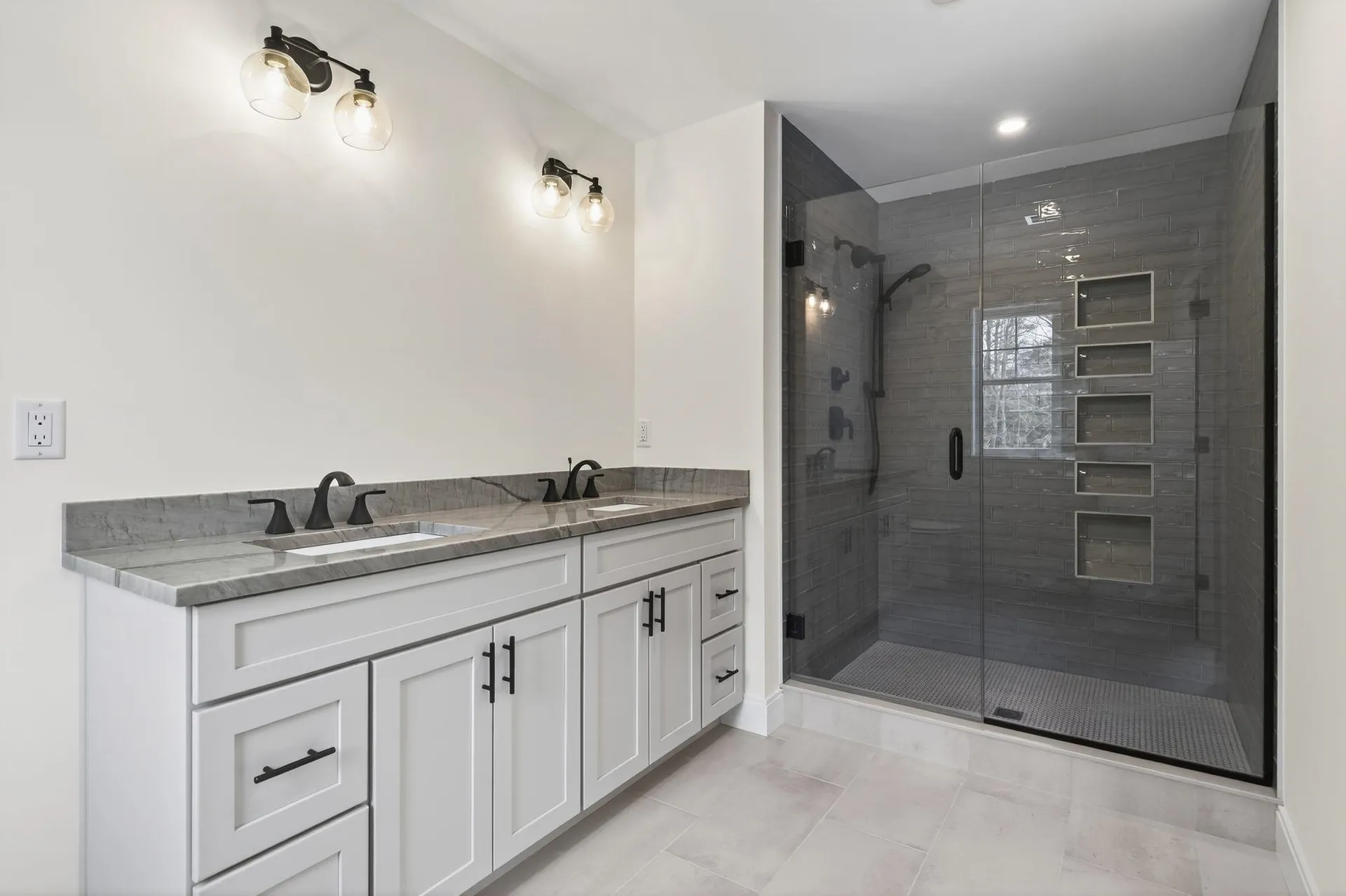 167 Drew Road Madbury NH 03823