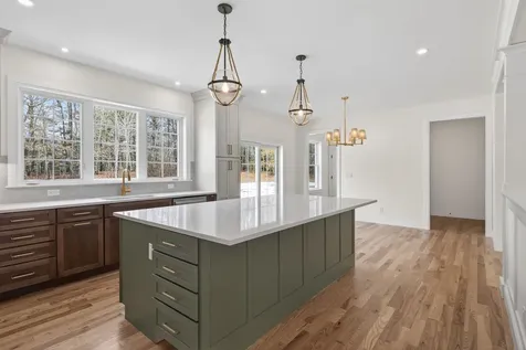 167 Drew Road Madbury NH 03823