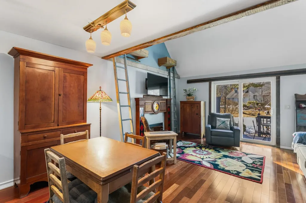 5 Glengarry Drive Stratham NH 03885