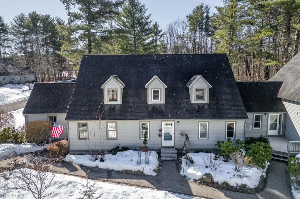 5 Glengarry Drive Stratham NH 03885