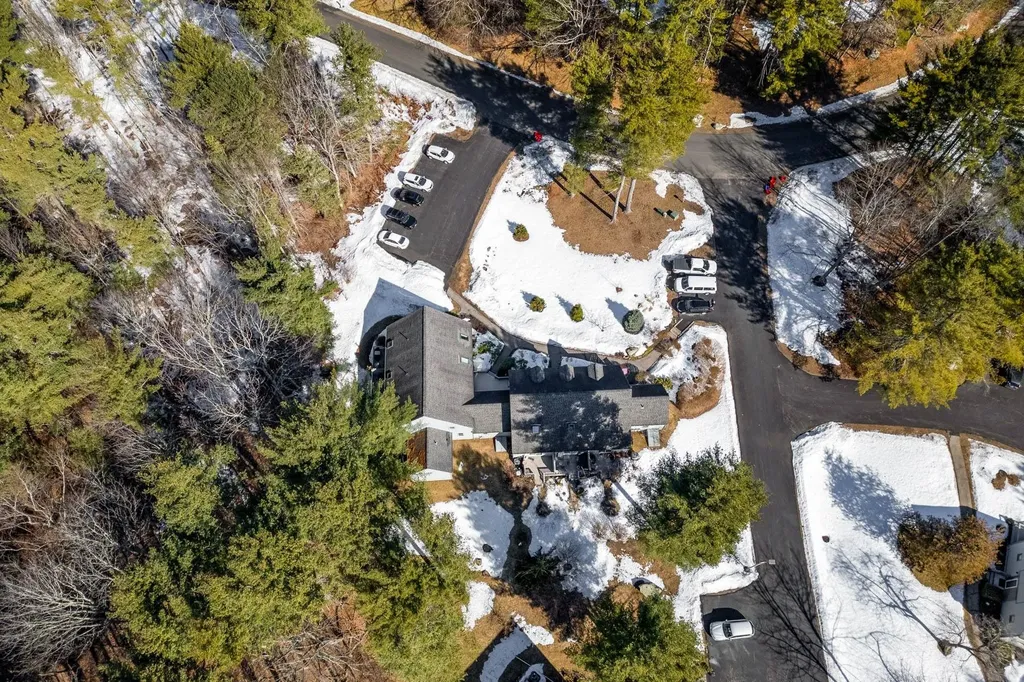 5 Glengarry Drive Stratham NH 03885