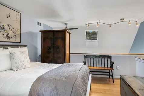 5 Glengarry Drive Stratham NH 03885