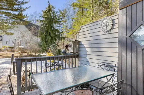 5 Glengarry Drive Stratham NH 03885