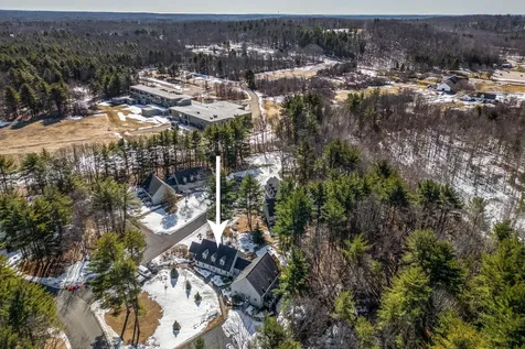 5 Glengarry Drive Stratham NH 03885