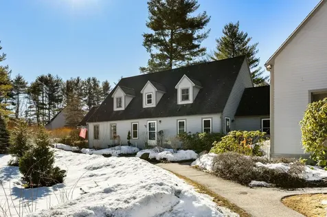 5 Glengarry Drive Stratham NH 03885