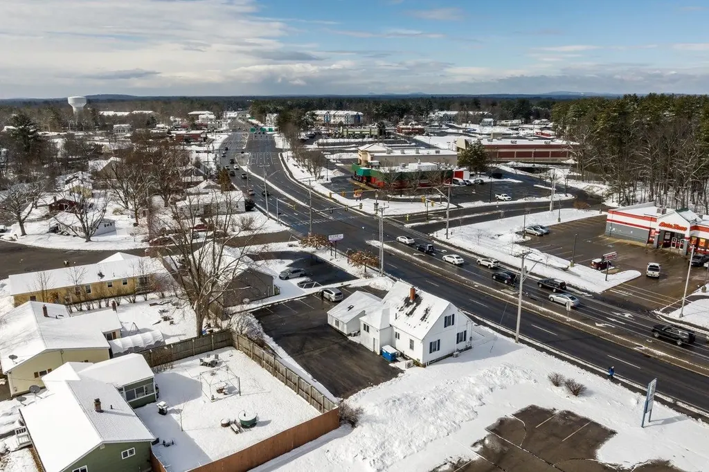 504 High Street Somersworth NH 03878