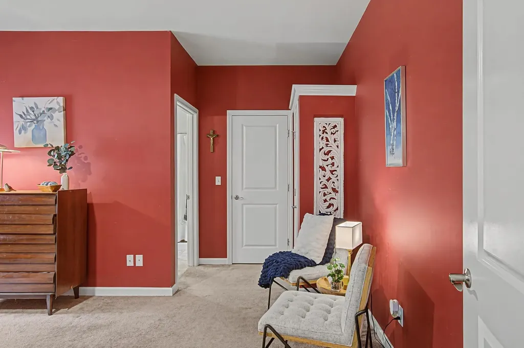 10 Stonebrook Circle Essex VT 05452