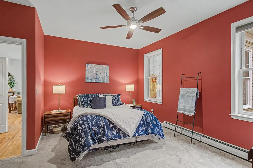 10 Stonebrook Circle Essex VT 05452