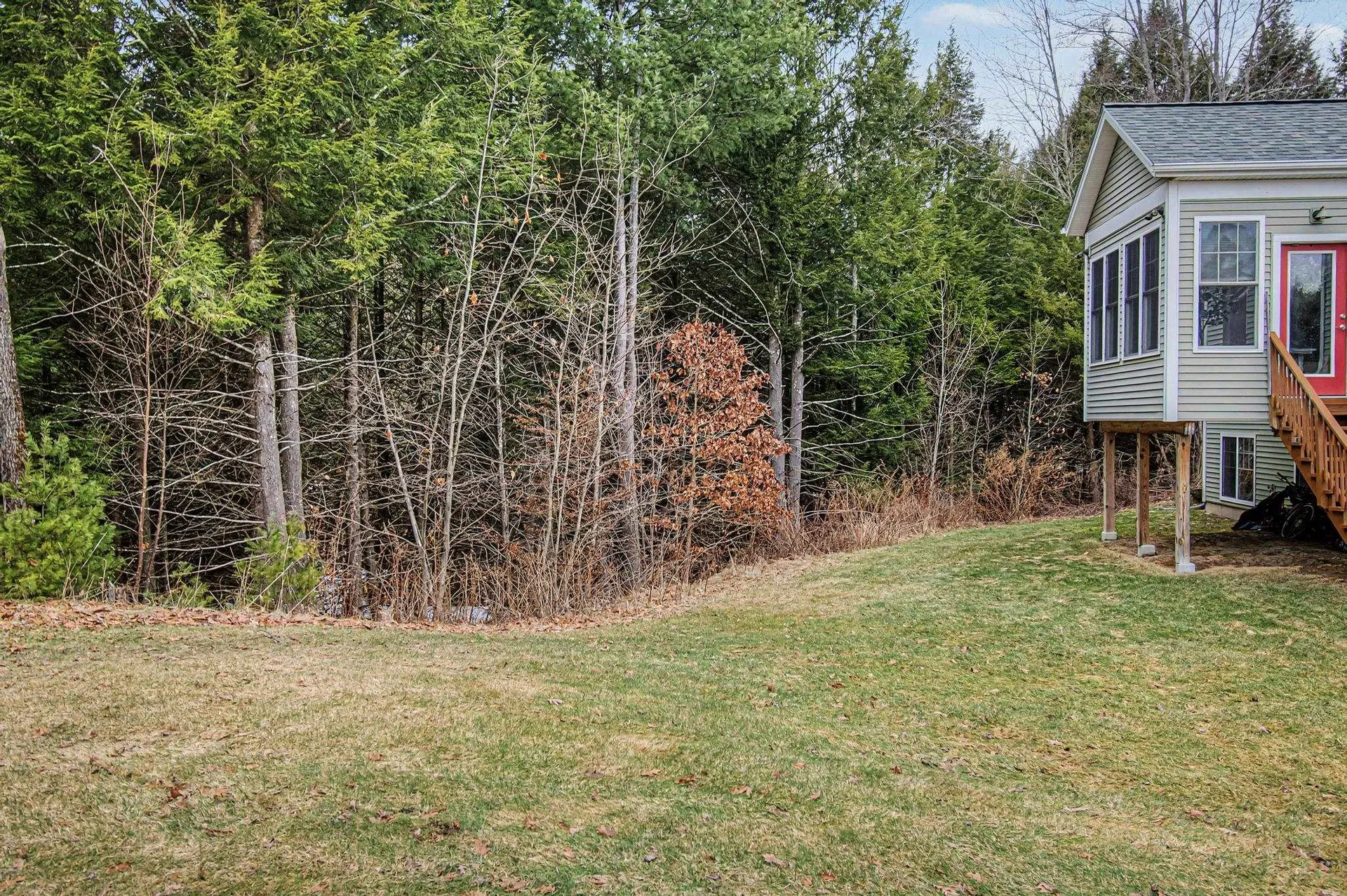 10 Stonebrook Circle Essex VT 05452