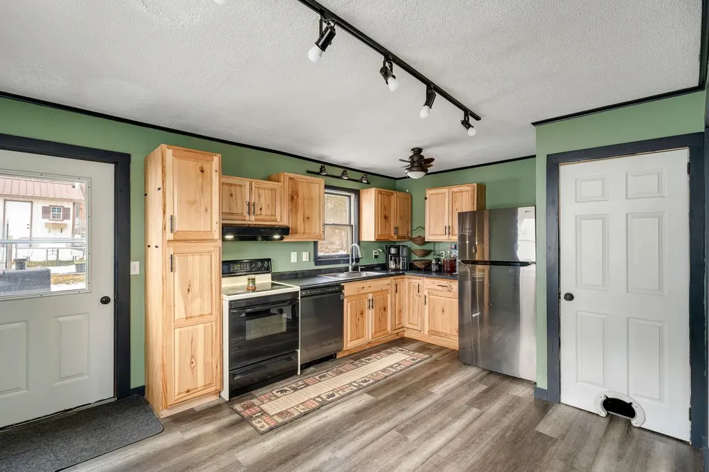 62 Washington Road Barre Town VT 05649