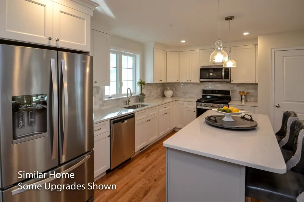3 Byrne Circle Brentwood NH 03833