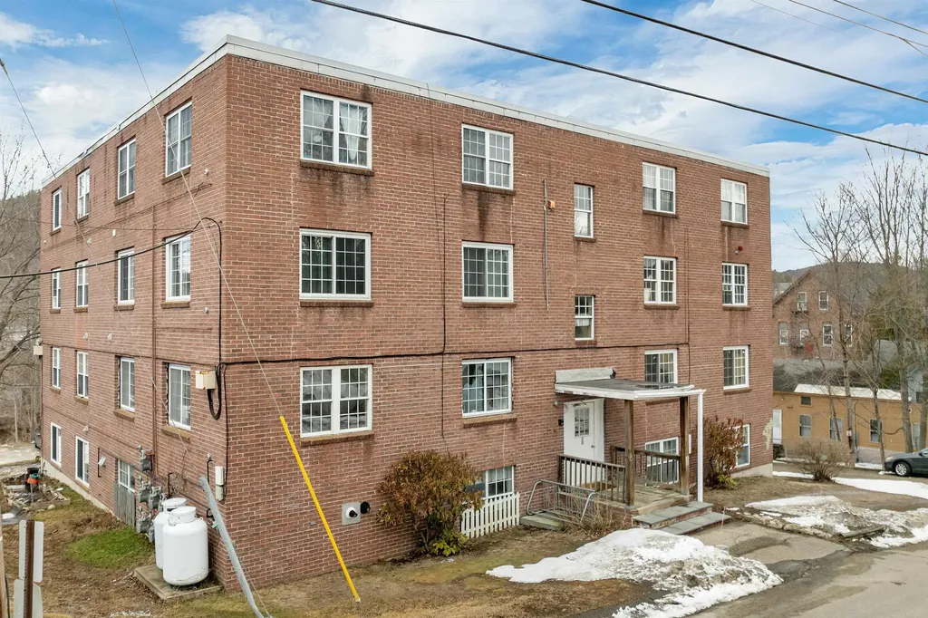 30 Beech Street Bristol NH 03222