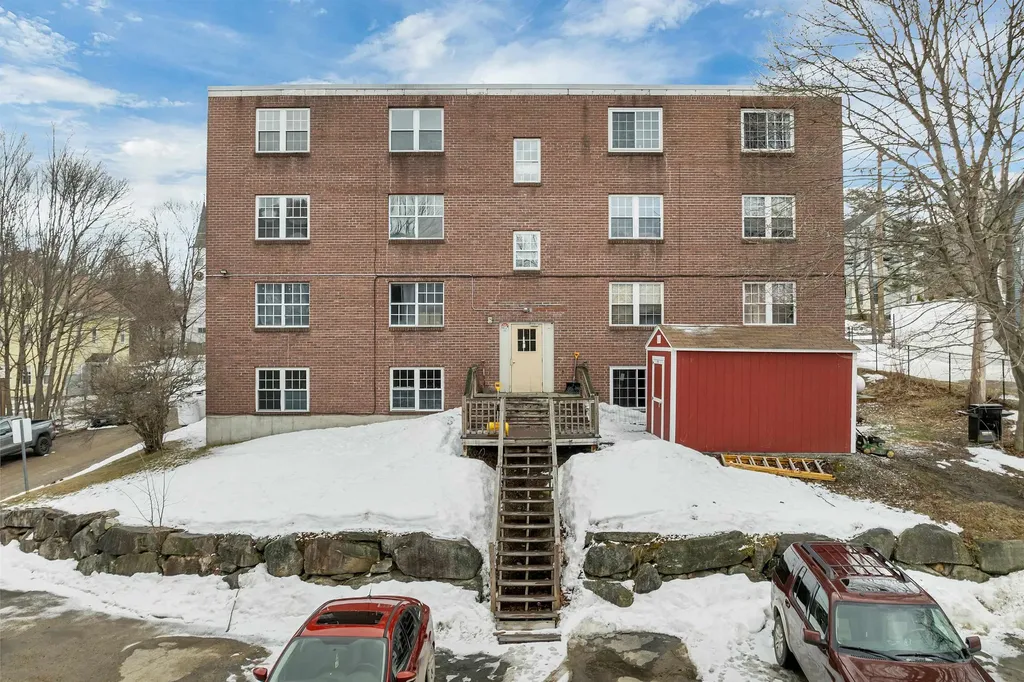 30 Beech Street Bristol NH 03222