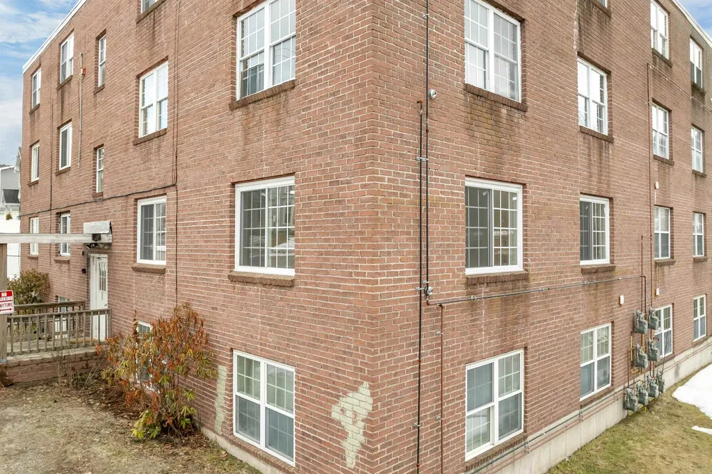 30 Beech Street Bristol NH 03222
